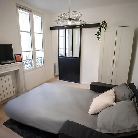 Lyon Train Station Bastille Apartment